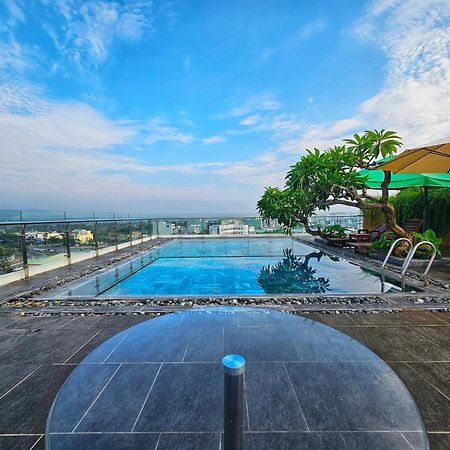 Mtr Apartment & Hotel Da Nang Exteriör bild