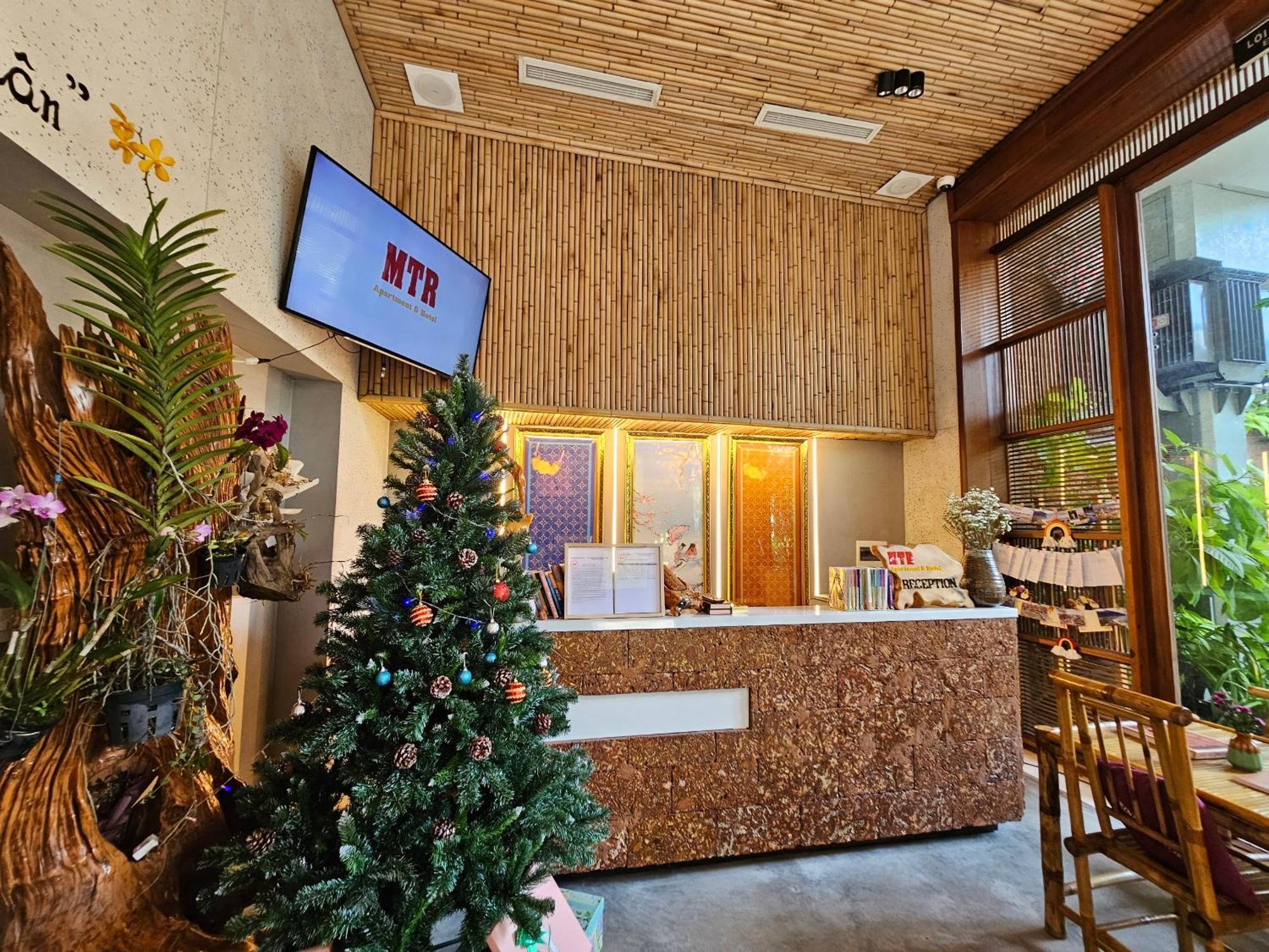 Mtr Apartment & Hotel Da Nang Exteriör bild